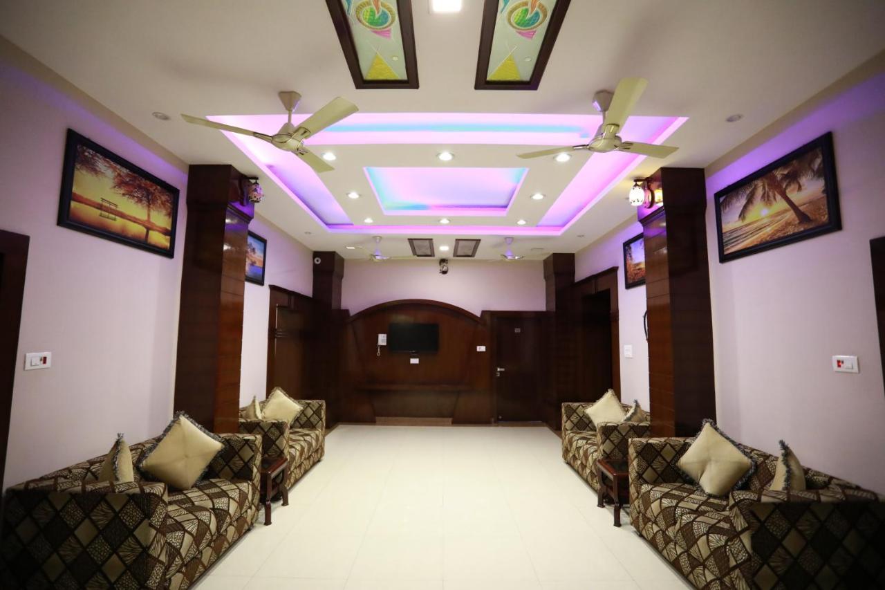Hotel Krishna Ji Харидвар Экстерьер фото